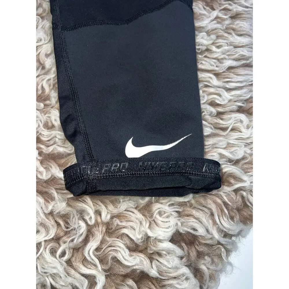Nike pro kids black compression capris